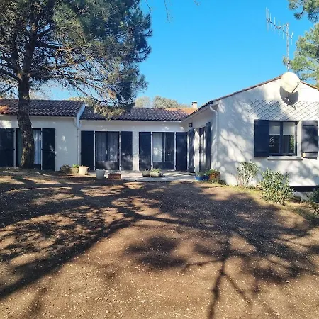 Maison Proche De La Сasa de vacaciones *